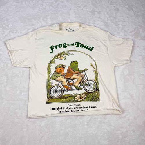 Cropped graphic tee frog and - tee,